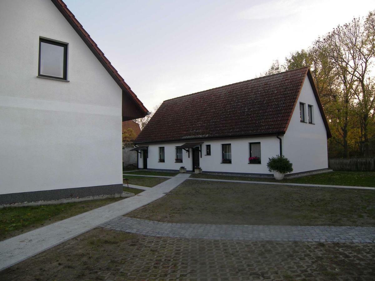 Ferienwohnungen Dahms Lutow Exterior foto